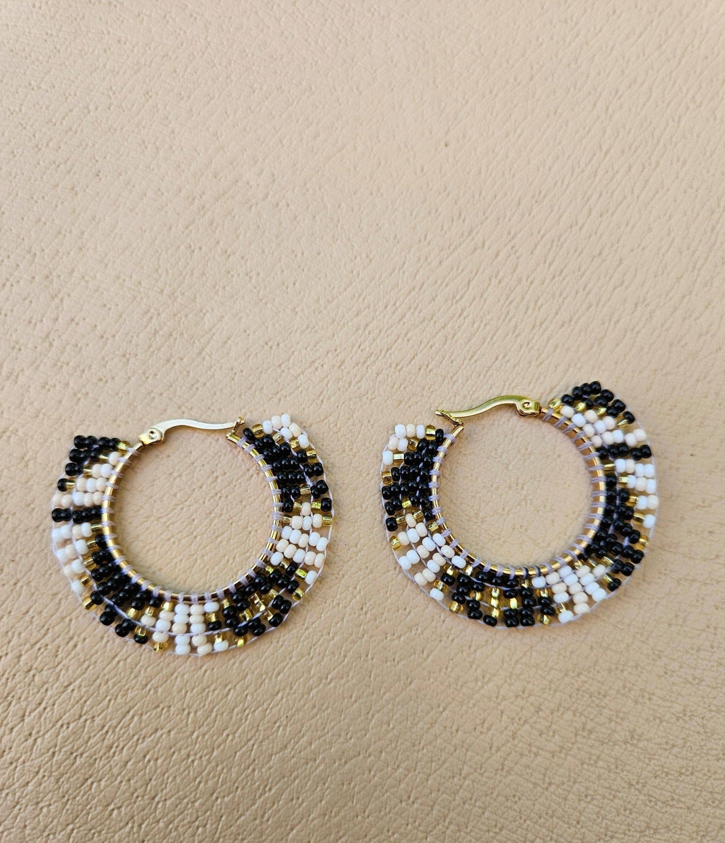 Black and White Fiesta Round Earrings - Recetas Fair Trade