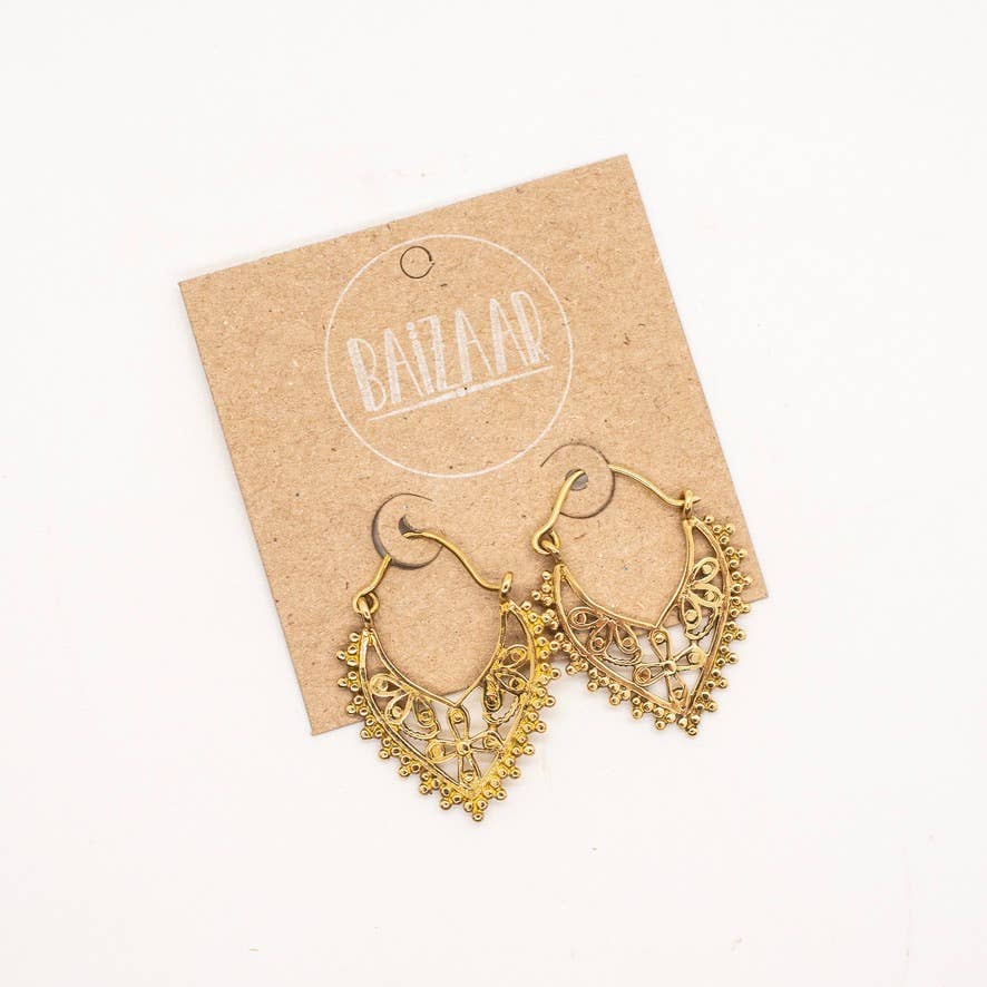 Brass Decorated Petal Earring - Recetas Fair Trade