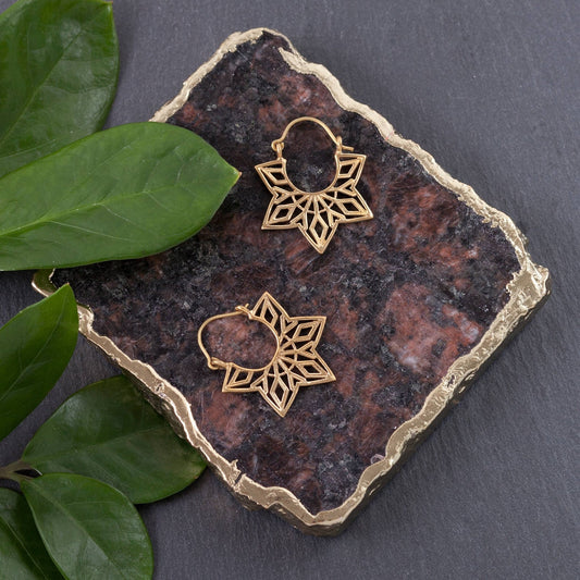 Brass Five Point Cut Out Earring - Recetas Fair Trade