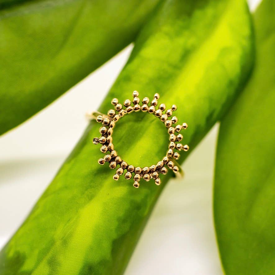Brass Open Circle Ray Ring - Recetas Fair Trade