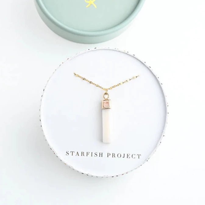 Brayden Pendant in Mother of Pearl