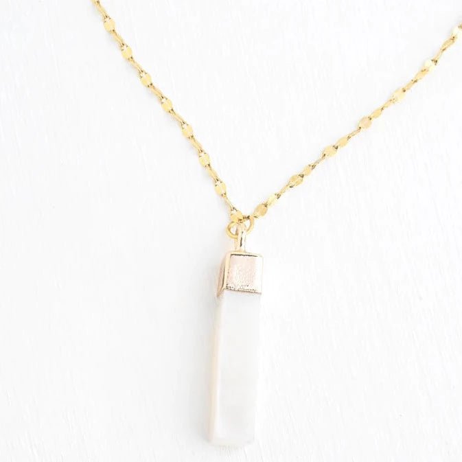 Brayden Pendant in Mother of Pearl