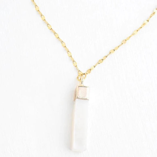 Brayden Pendant in Mother of Pearl