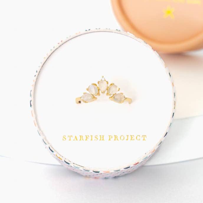 Celestial Moonstone Ring - Gold - Recetas Fair Trade