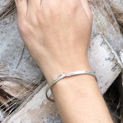 Cuff Bracelet, Wave - Recetas Fair Trade