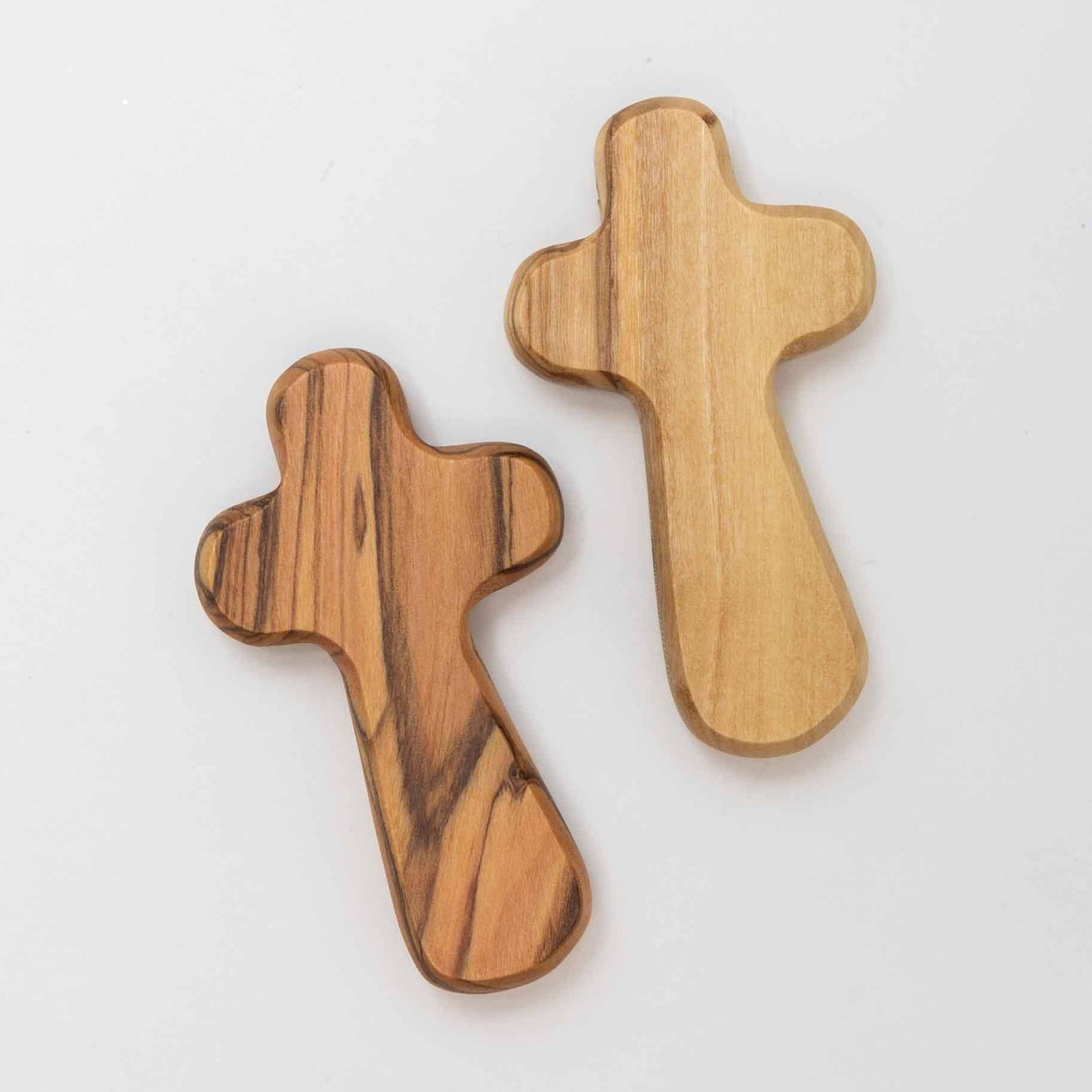 Duea Olive Wood Pocket Prayer Cross - Recetas Fair Trade