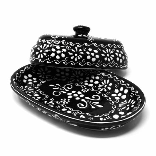 Encantada Handmade Pottery Butter Dish, Black & White - Recetas Fair Trade