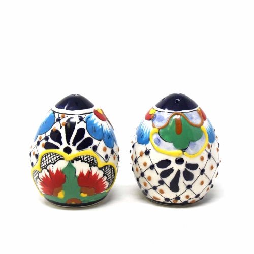 Encantada Handmade Pottery Spice Shakers, Dots & Flowers - Recetas Fair Trade