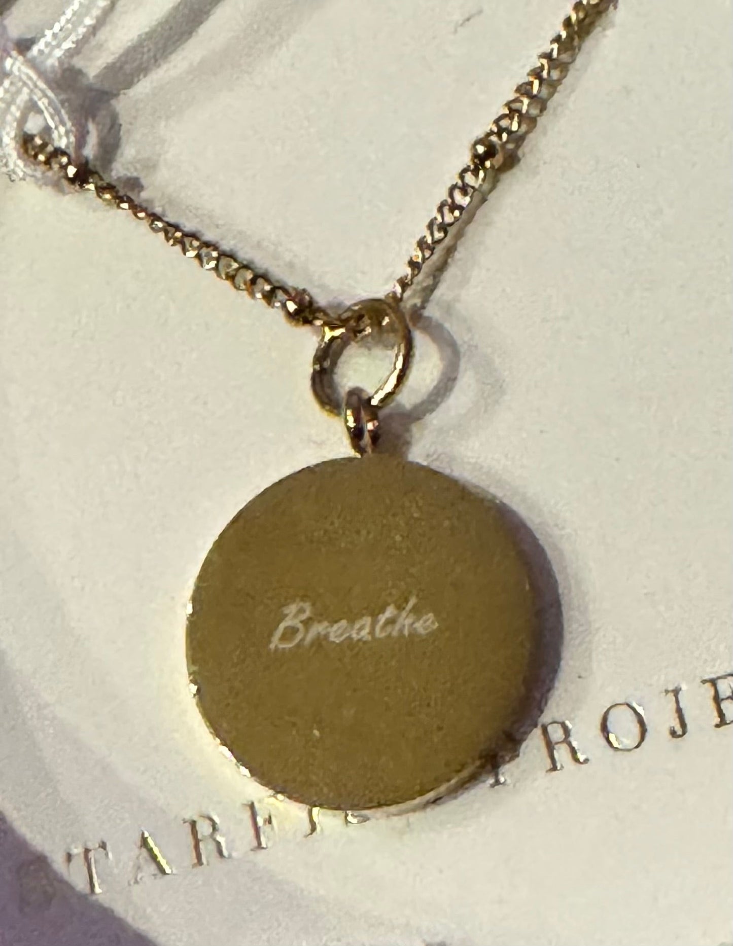 Engraved Round Pendant Gold Necklace - Recetas Fair Trade