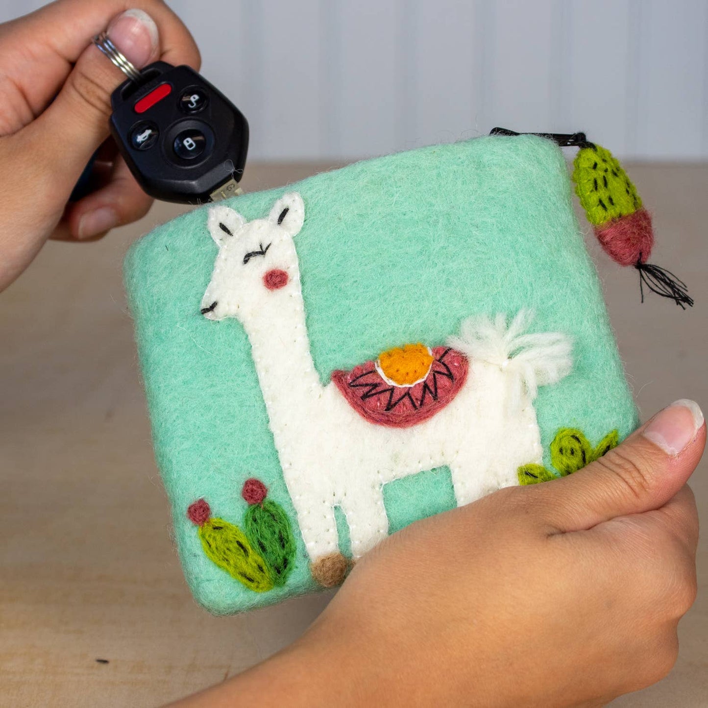 Happy Llama Coin Purse - Recetas Fair Trade