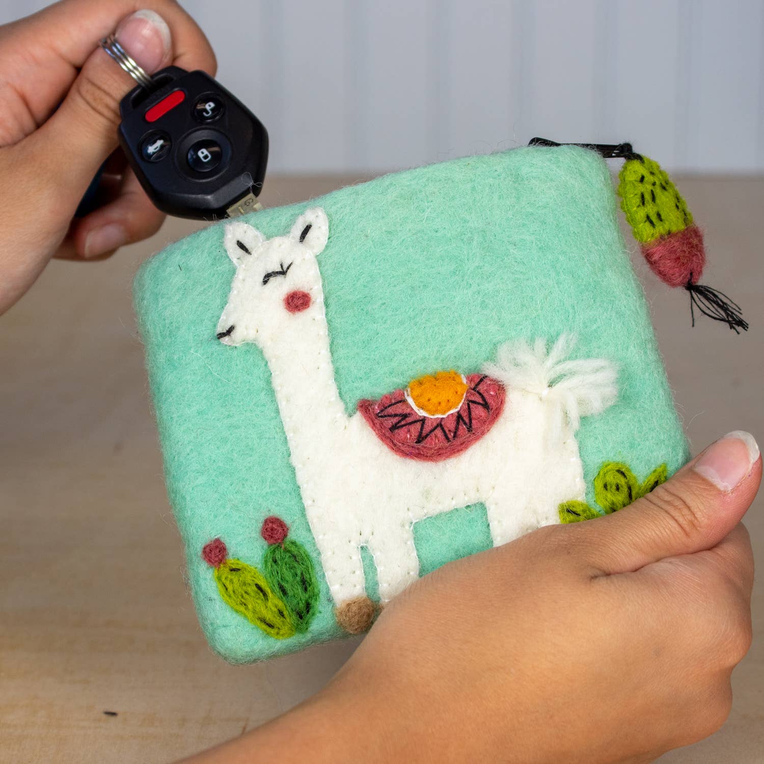 Happy Llama Coin Purse - Recetas Fair Trade