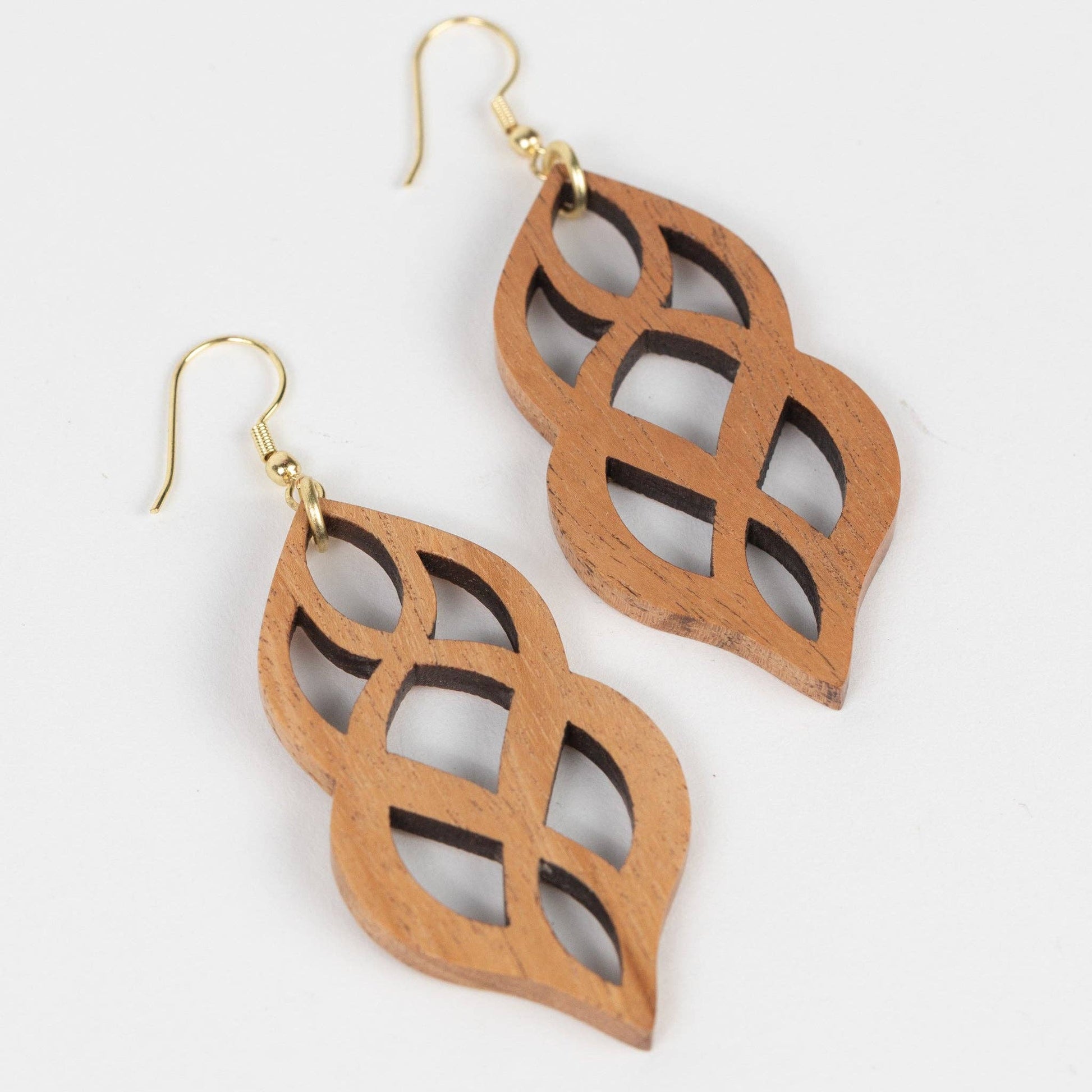 Keltik Knot Filigree Handcarved Wood Drop Earrings - Recetas Fair Trade