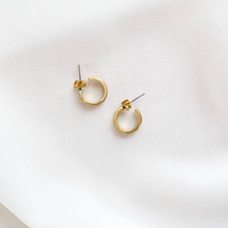 Matte Mini Hoop Earrings - Recetas Fair Trade