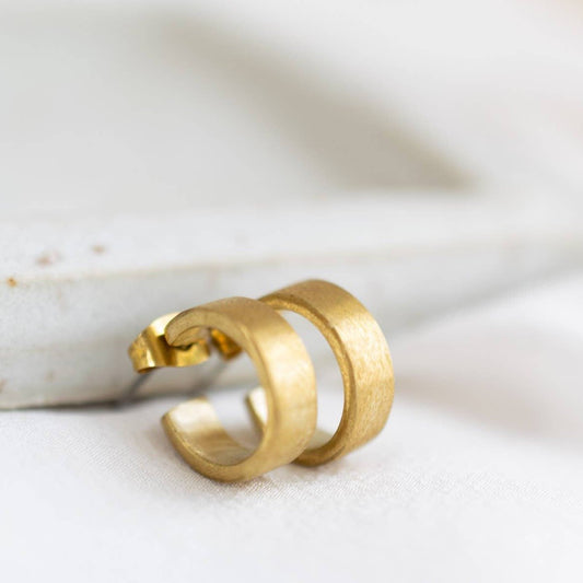 Matte Mini Hoop Earrings - Recetas Fair Trade