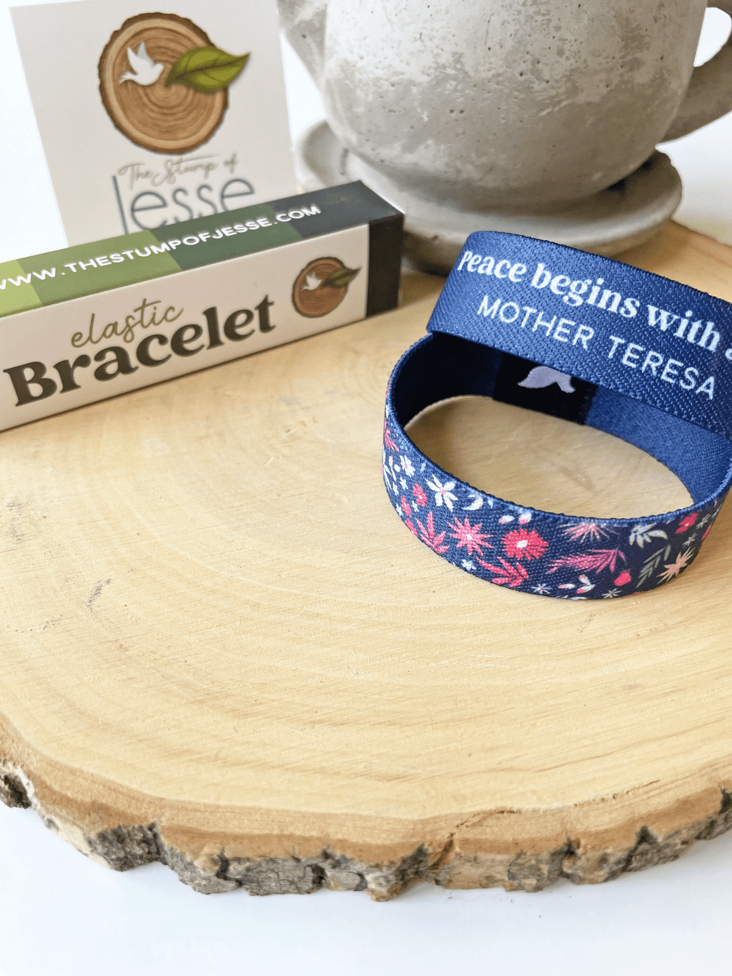 Mother Teresa Reversible Elastic Bracelet - Recetas Fair Trade