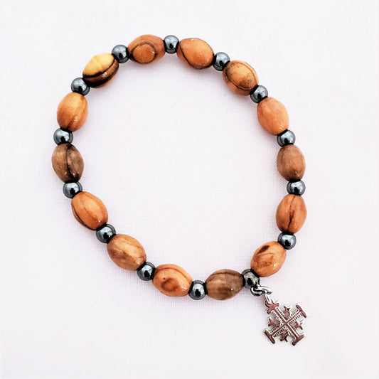 Olive Wood and Hematite Bead Bracelet with Jerusalem Cross - Recetas Fair Trade