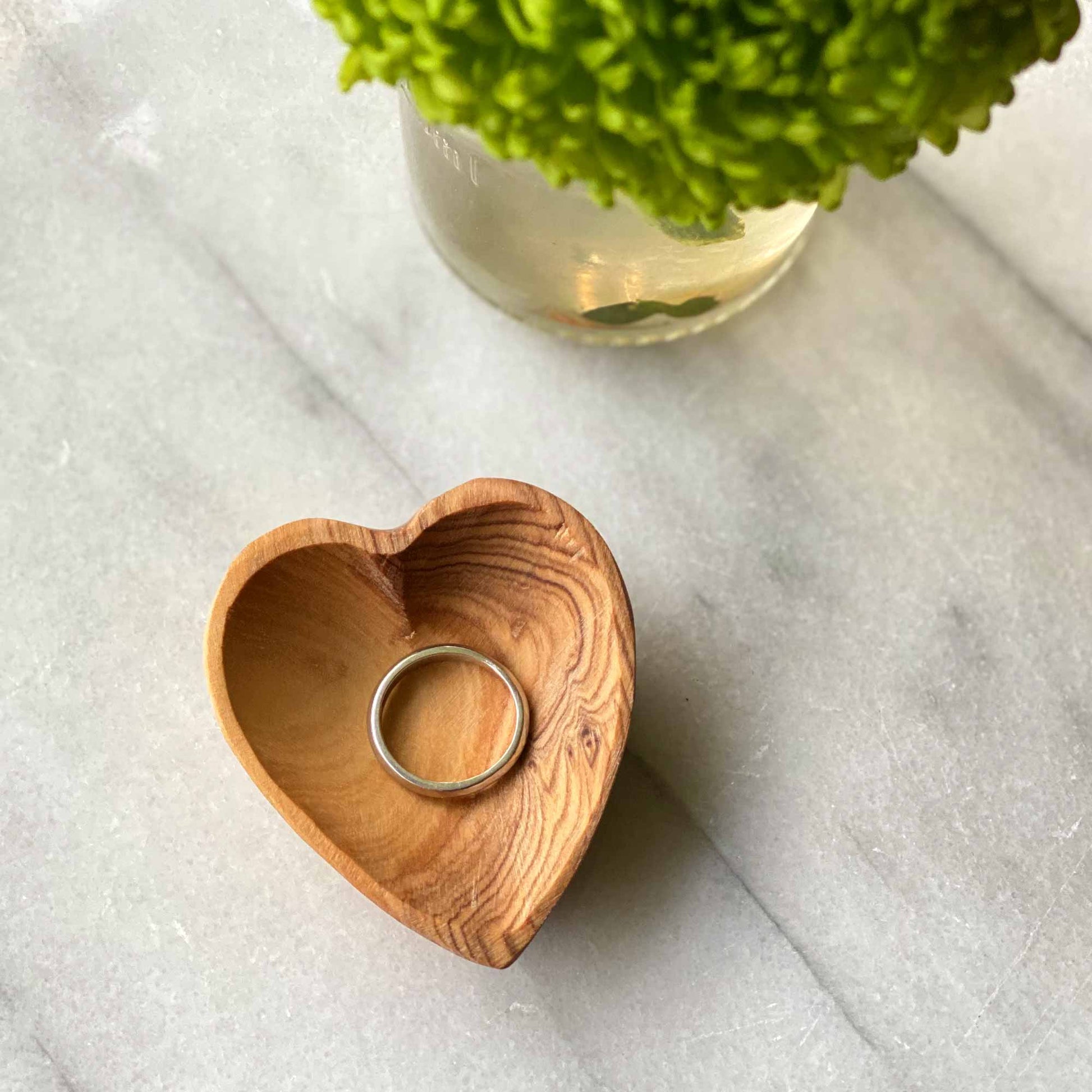 Petite Olive Wood Heart Bowls - Pack of 2 - Recetas Fair Trade