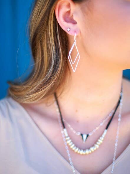 Rhombus Dangle Earrings - Silver - Recetas Fair Trade