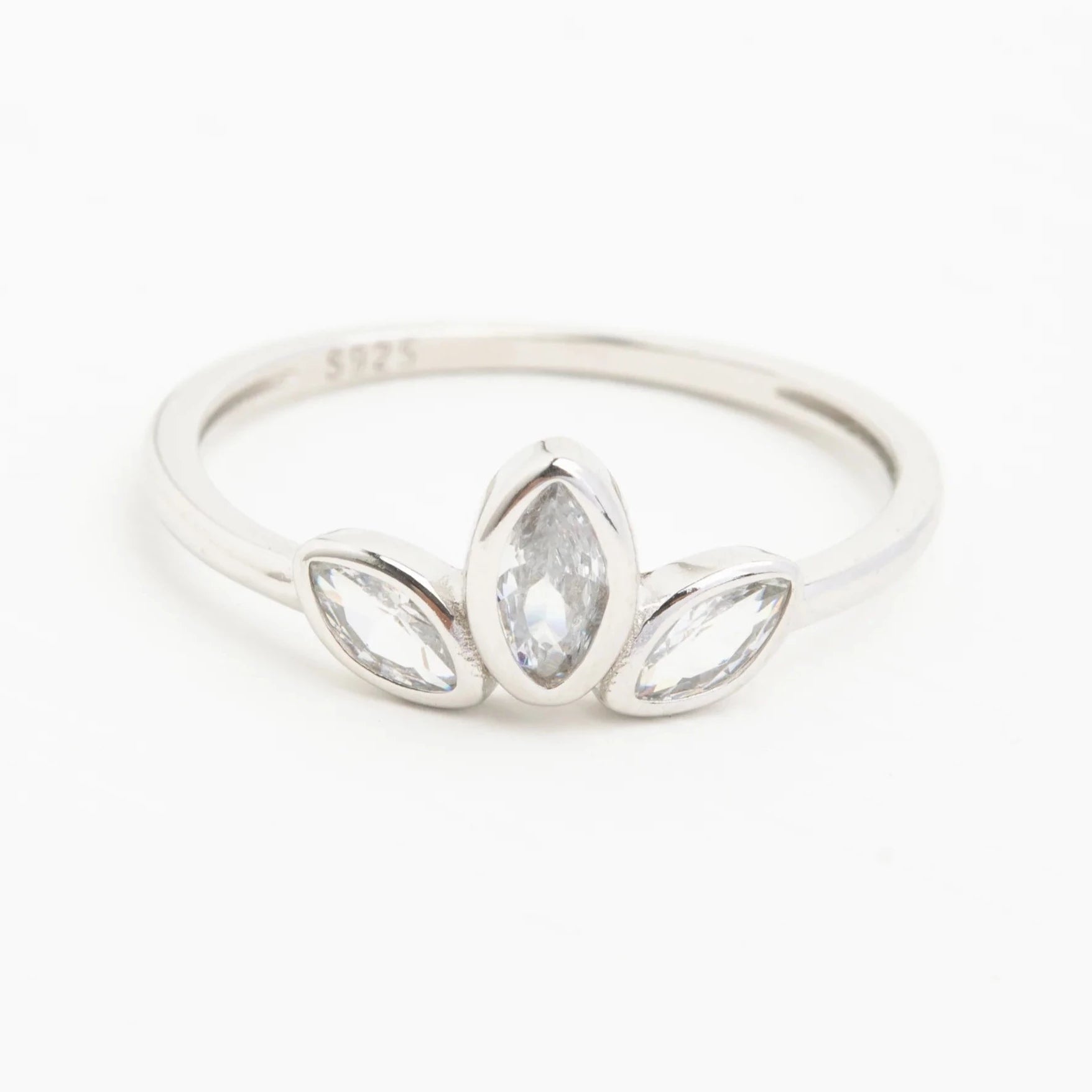 Royal Garland Platinum Ring - Recetas Fair Trade