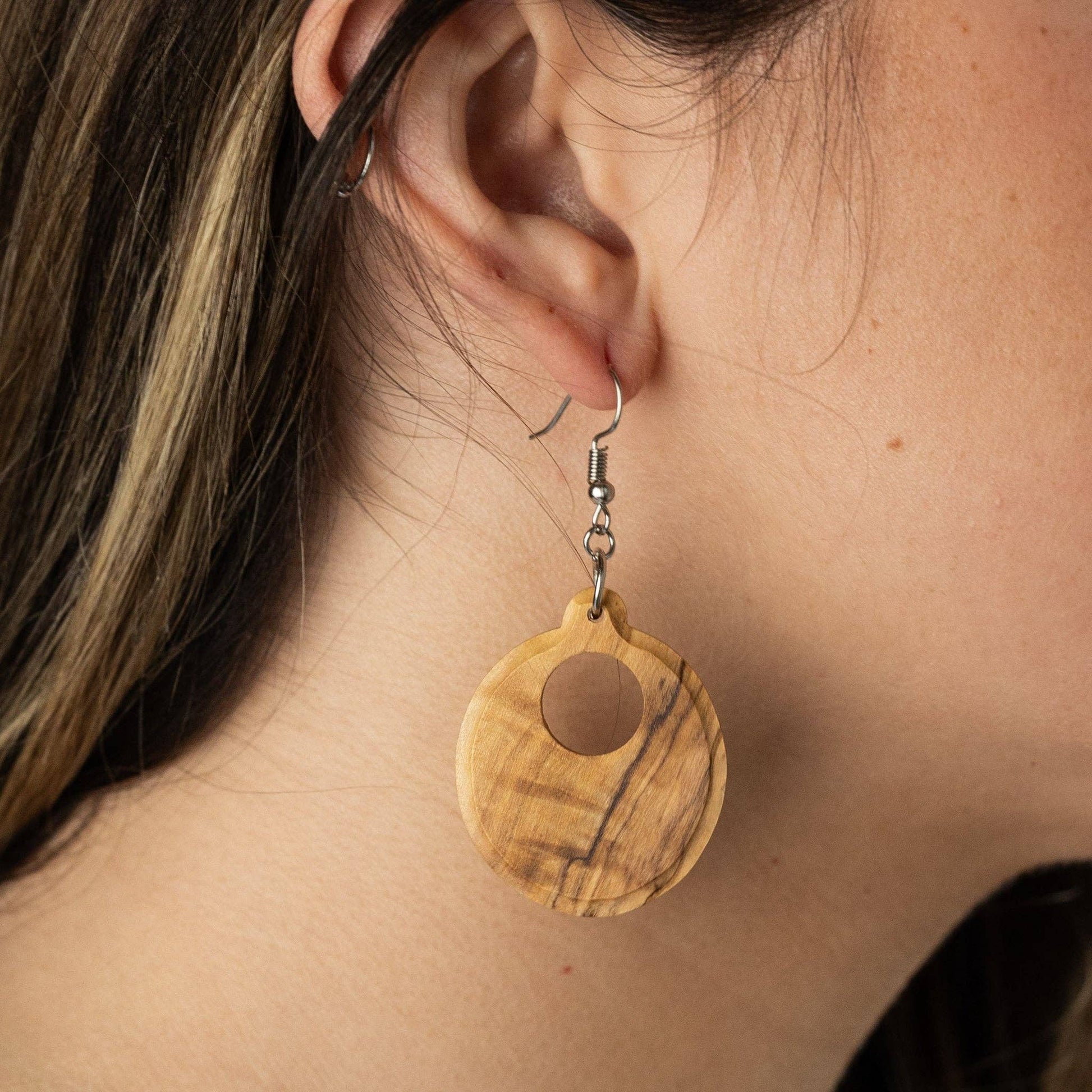 Sadaf Olive Wood Round Earrings - Recetas Fair Trade