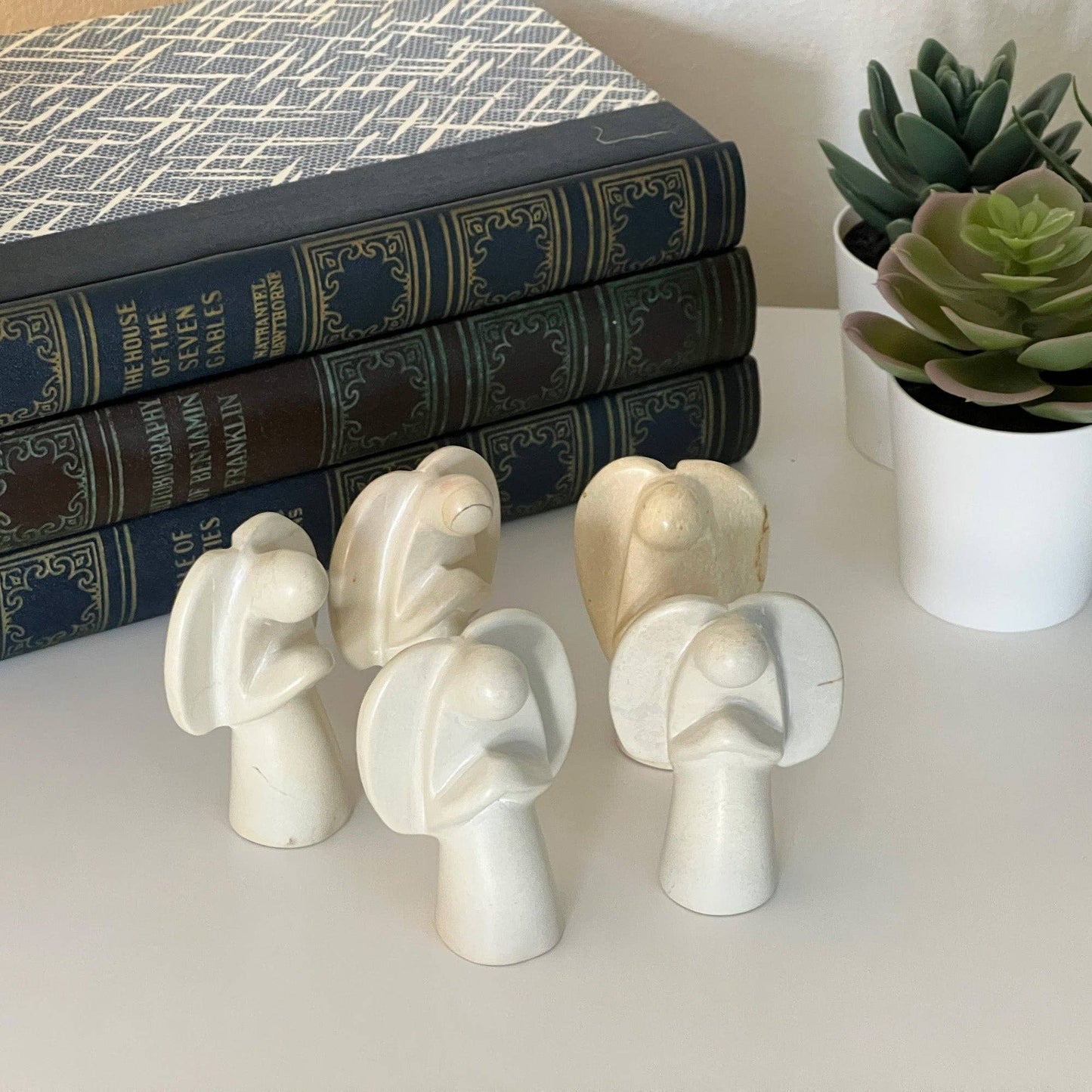 Small Soapstone Angel - Recetas Fair Trade