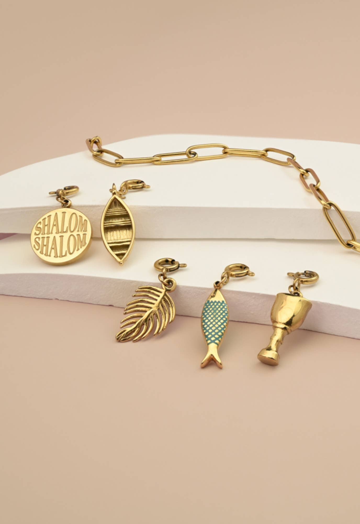 The Chosen Charm Bracelet - Gold - Recetas Fair Trade