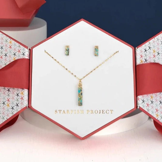 The Remarkable Turquoise Gift Set in Gold - Recetas Fair Trade