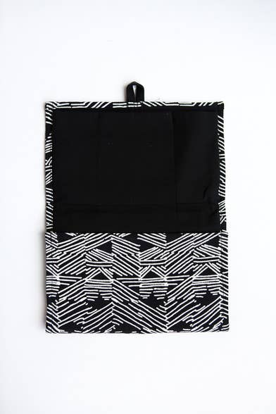 Wayfarer Jewelry Roll Travel Case - Black Matchstick - Recetas Fair Trade