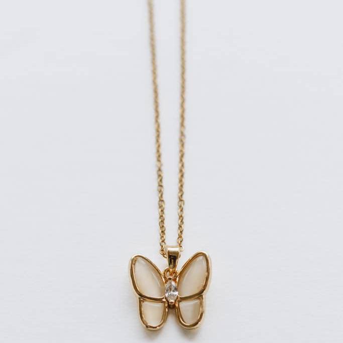 Yasar Butterfly Necklace - Recetas Fair Trade