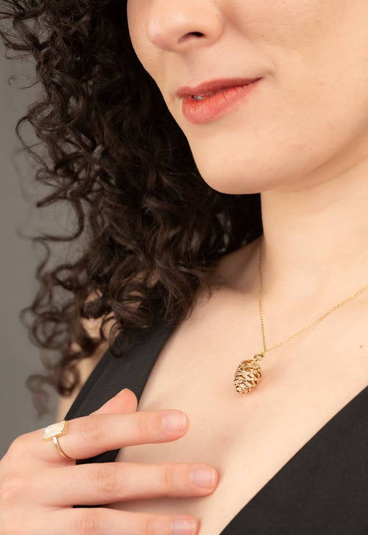 Abundant Hope Pinecone Necklace - Recetas Fair Trade