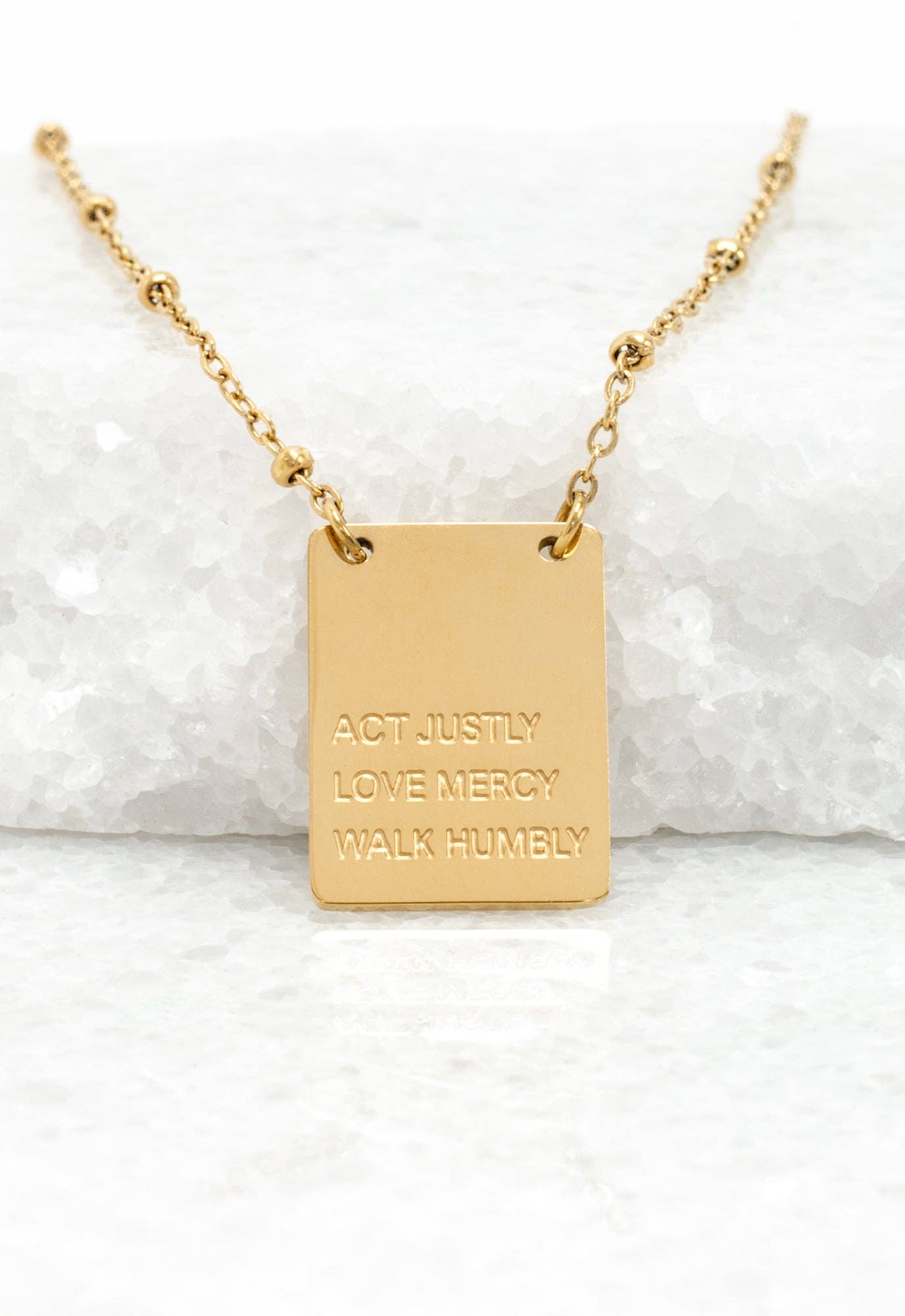 Act Justly Necklace in Gold - Recetas Fair Trade