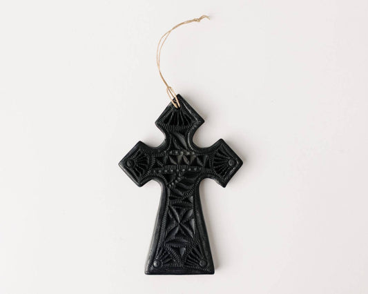 Barro Negro Small Cross - Recetas Fair Trade