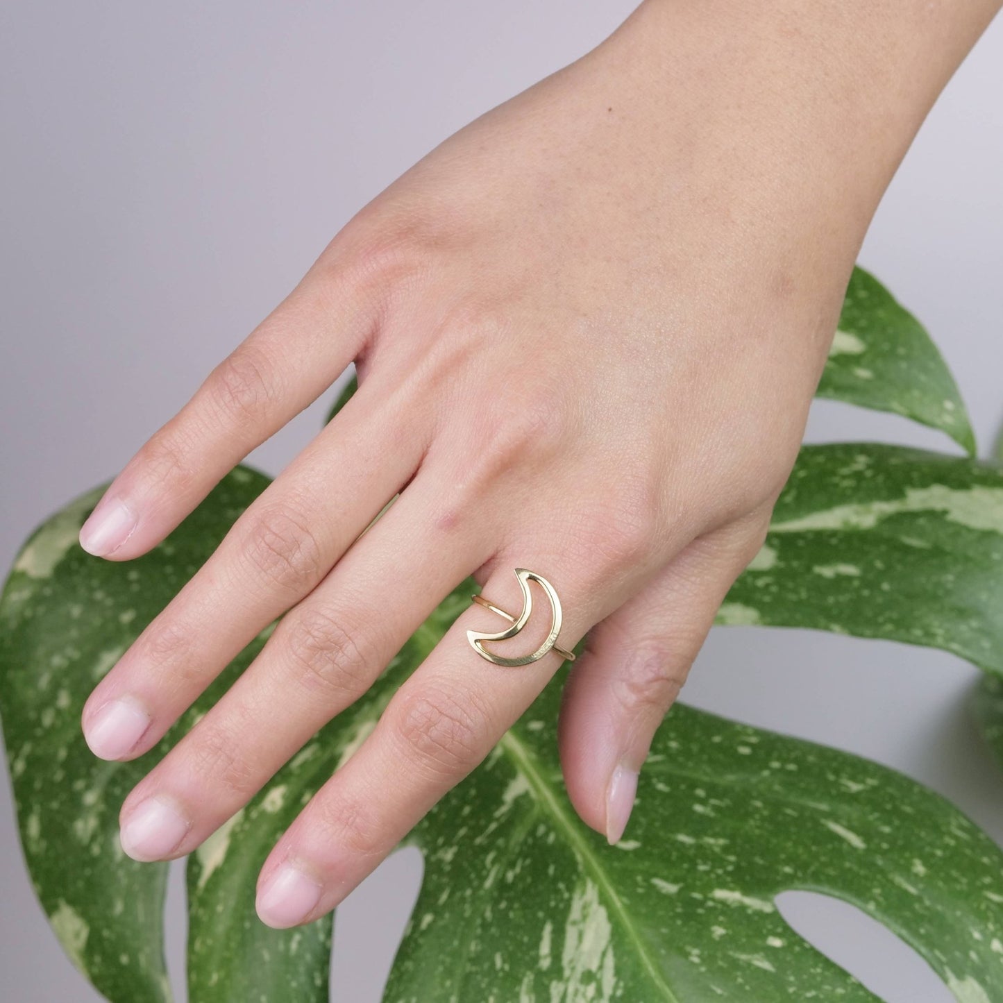 Brass Open Crescent Ring - Recetas Fair Trade