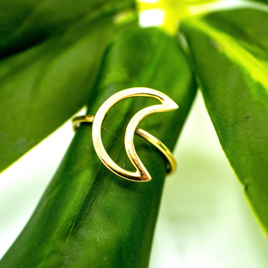 Brass Open Crescent Ring - Recetas Fair Trade