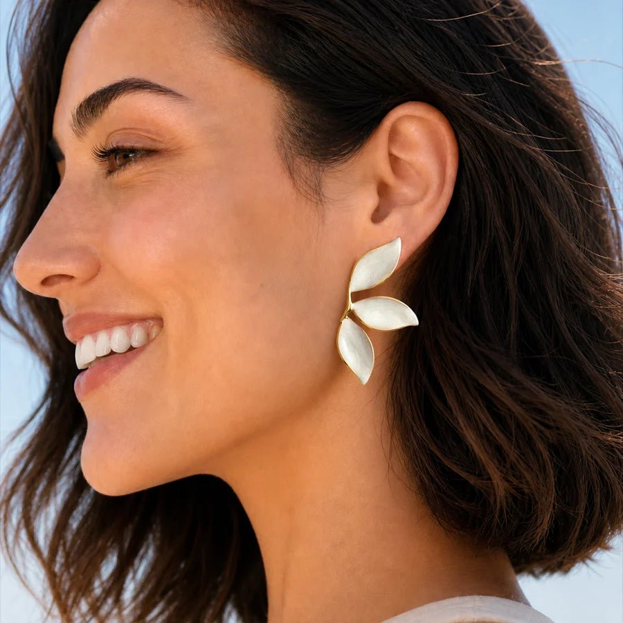 Canopy Leaf Earrings in Pearl White - Recetas Fair Trade