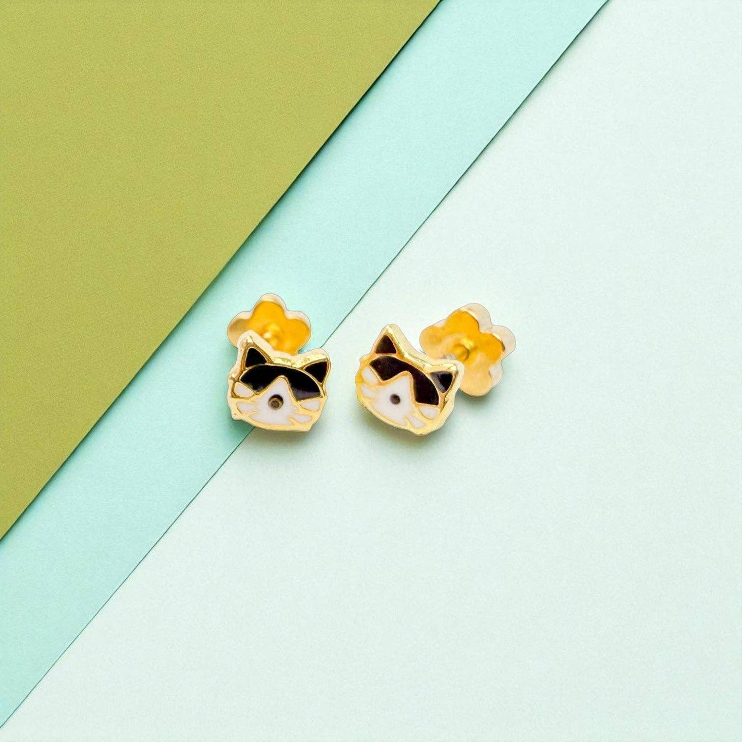 Cat Tiny Stud Earrings - Recetas Fair Trade