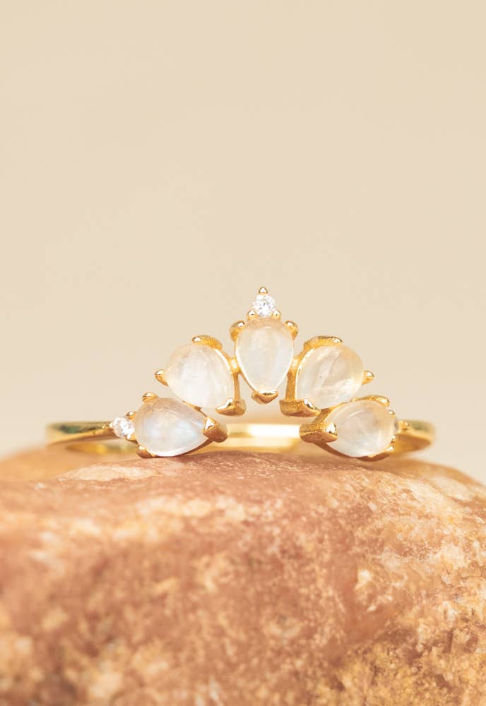 Celestial Moonstone Ring - Gold - Recetas Fair Trade