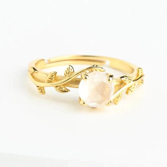 Enchanted Vine Moonstone Ring - Recetas Fair Trade