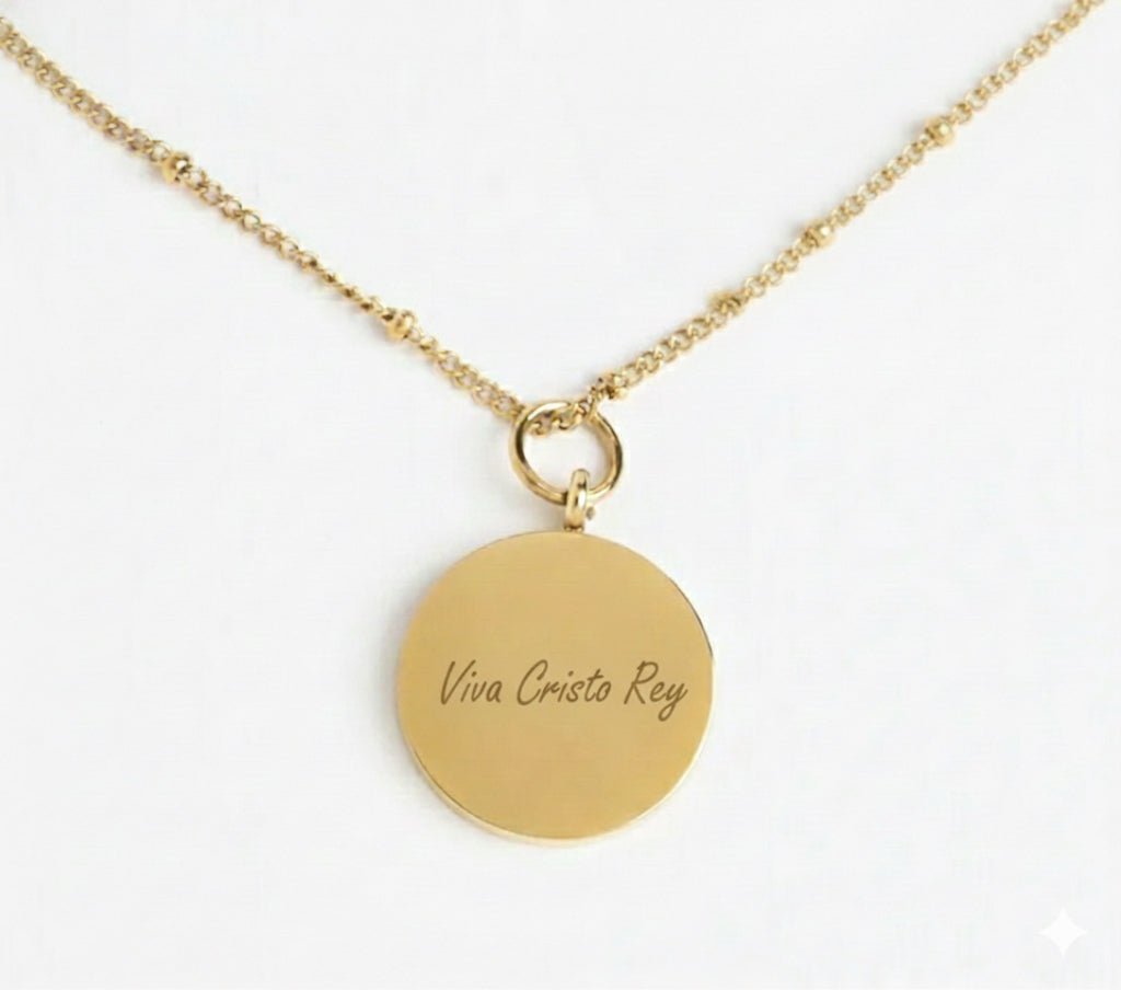 Engraved Round Pendant Gold Necklace - Recetas Fair Trade
