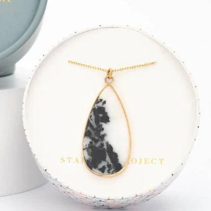 Everlasting Teardrop Necklace in Zebra Jasper Stone - Recetas Fair Trade