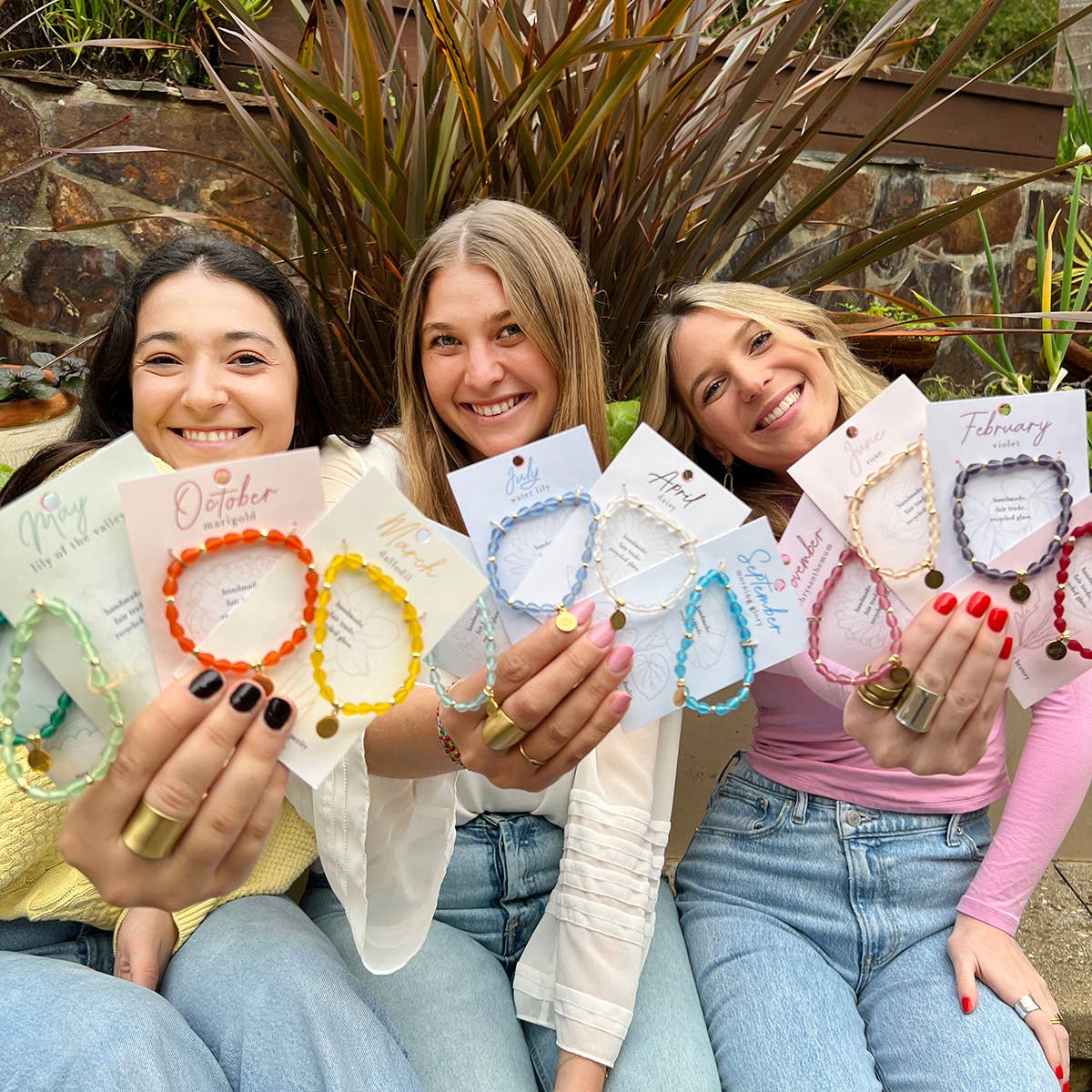 February • Birth Flower Bracelet (Stocking Stuffer!) - Recetas Fair Trade