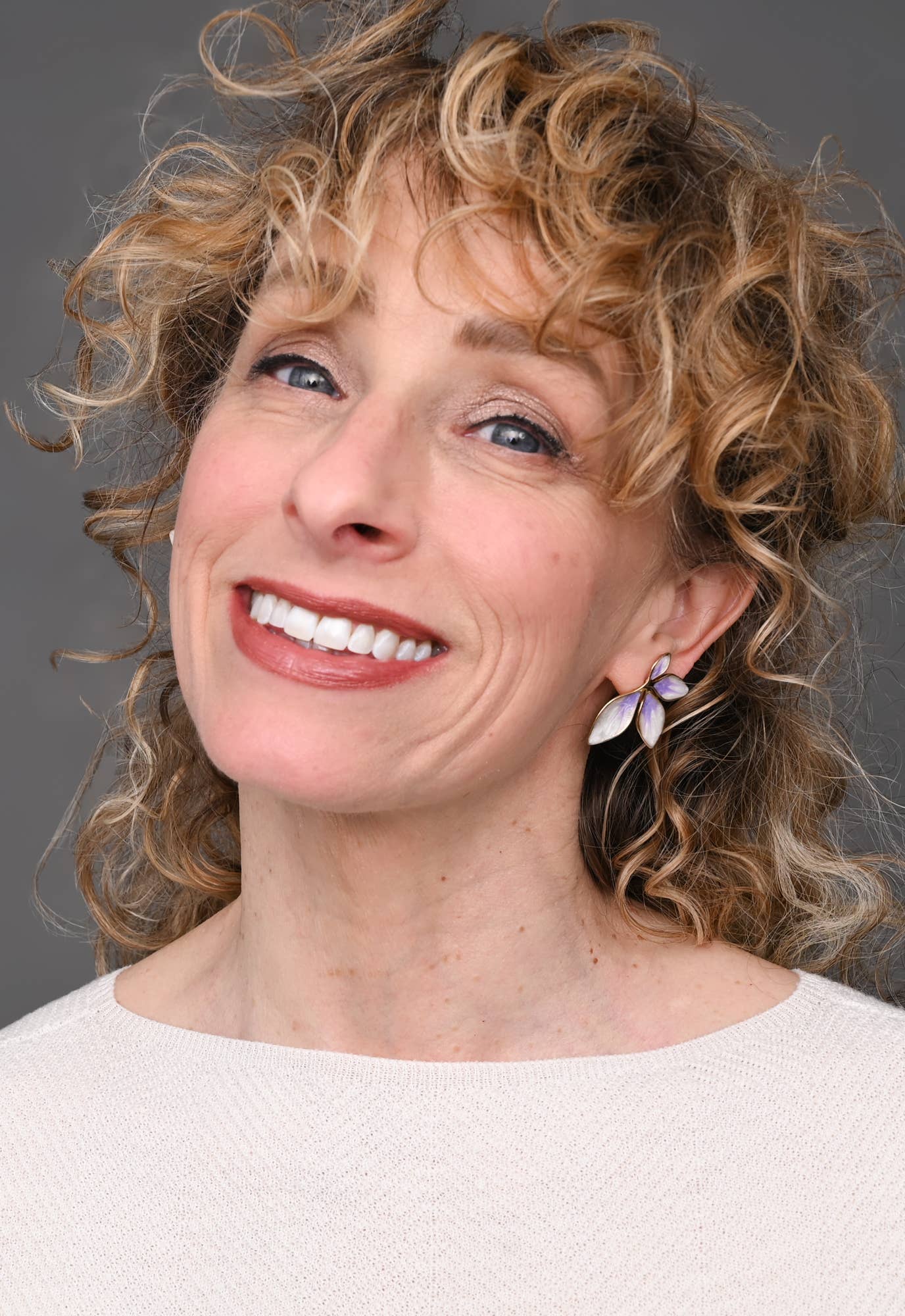 Fourish Lavender Leaf Earrings - Recetas Fair Trade