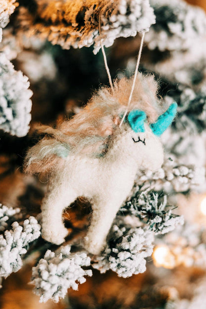 Happy Unicorn Ornament - Recetas Fair Trade