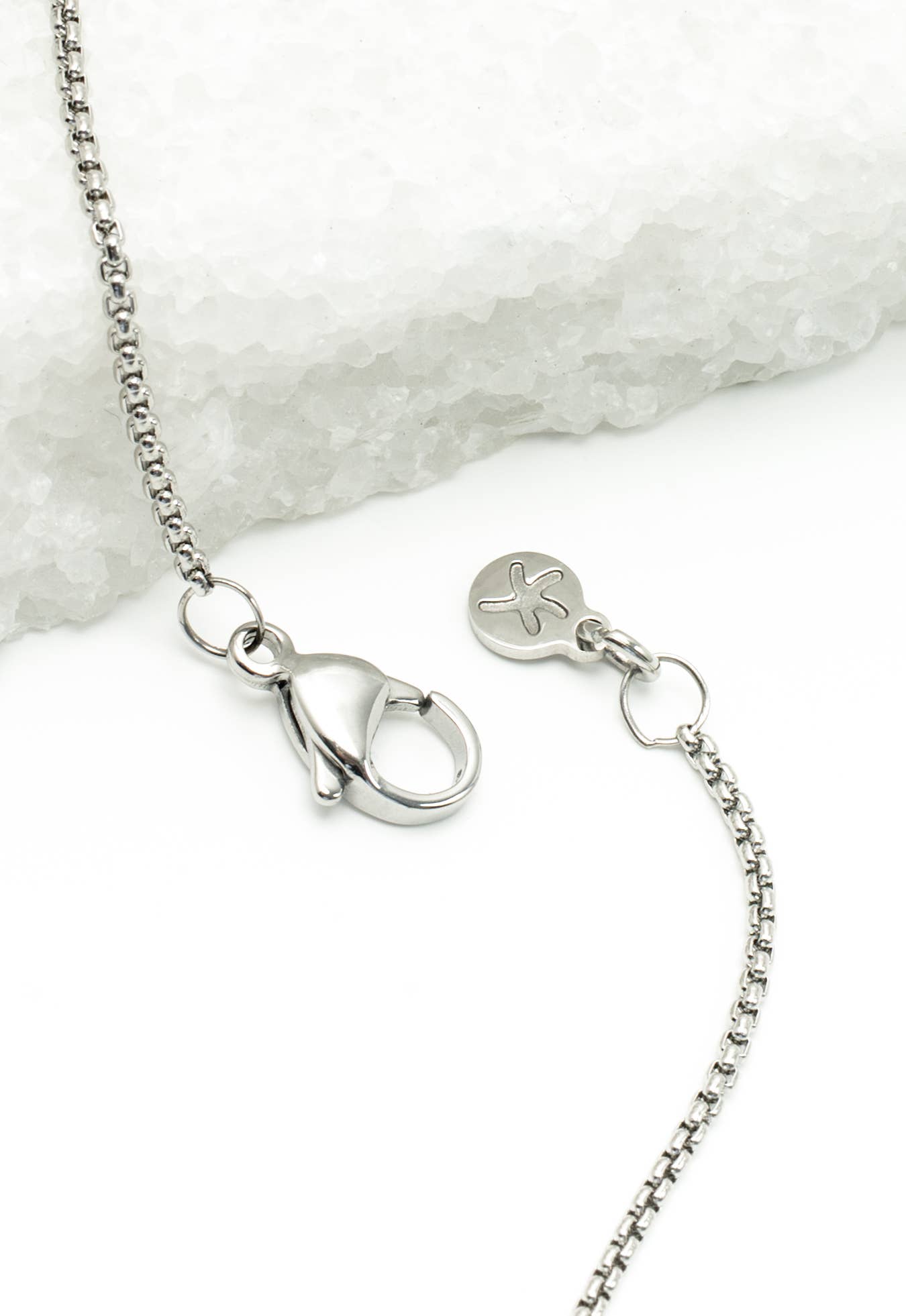 Justice Stainless Bar Necklace - Recetas Fair Trade