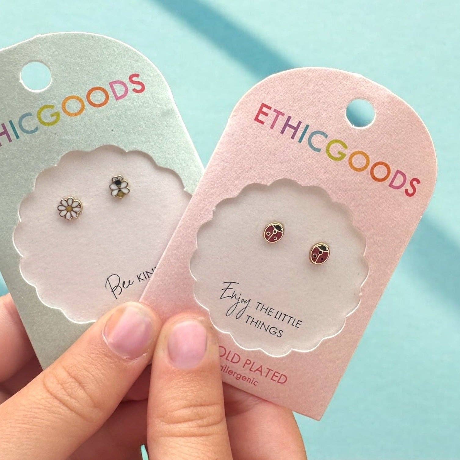 Ladybug Tiny Stud Earrings - Recetas Fair Trade