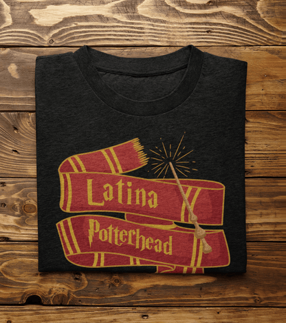 Latina Potterhead Gryffindor Tee - Recetas Fair Trade