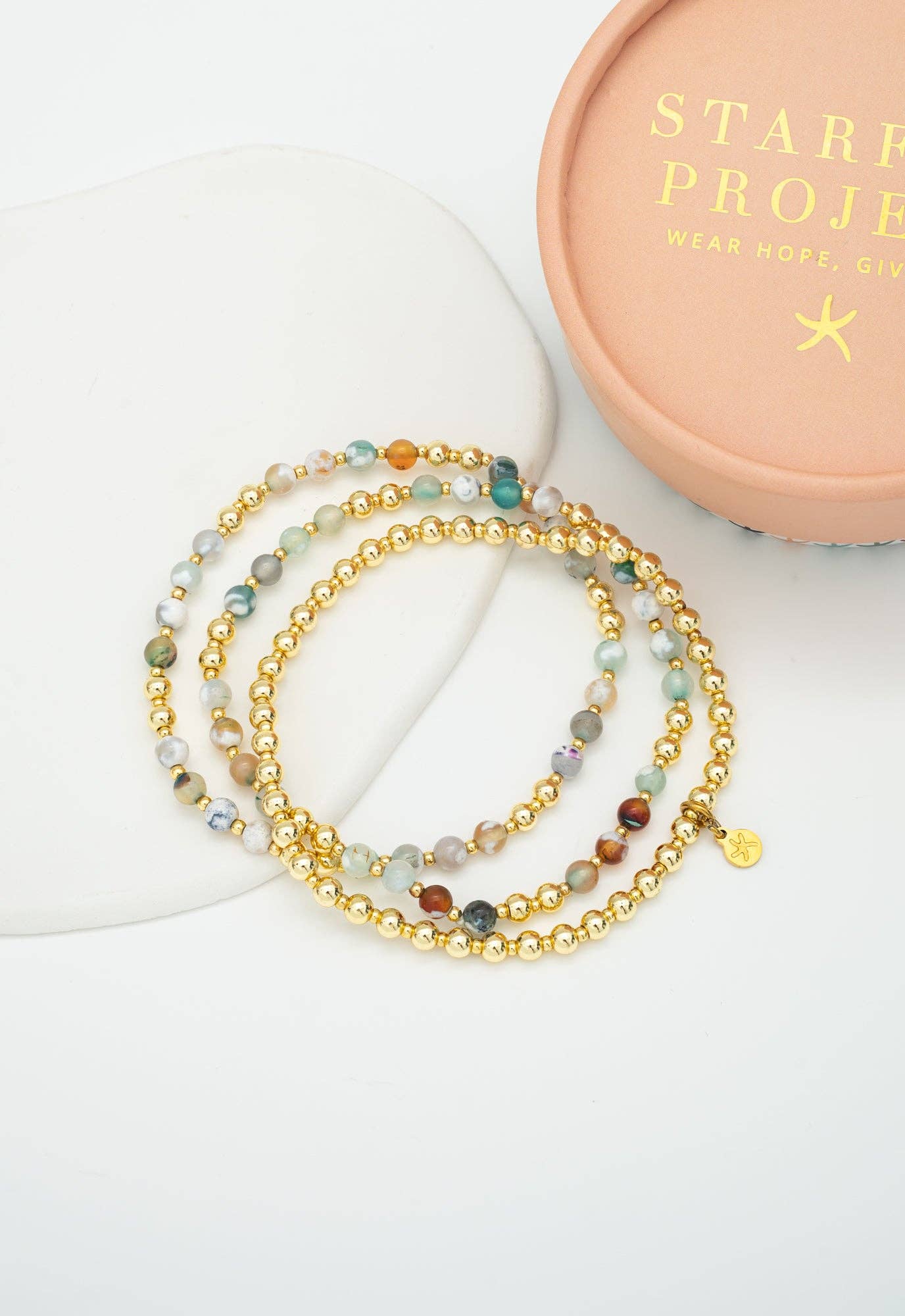 Light We Carry Bracelet Set in Agate - Recetas Fair Trade
