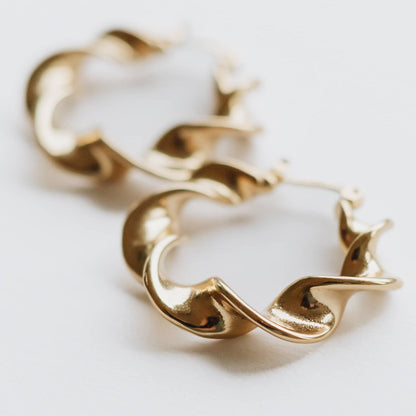 Lineage Earrings in Gold - Recetas Fair Trade