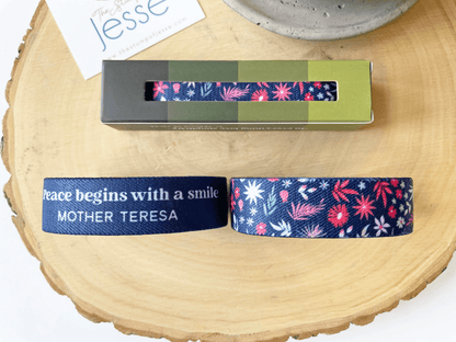 Mother Teresa Reversible Elastic Bracelet - Recetas Fair Trade