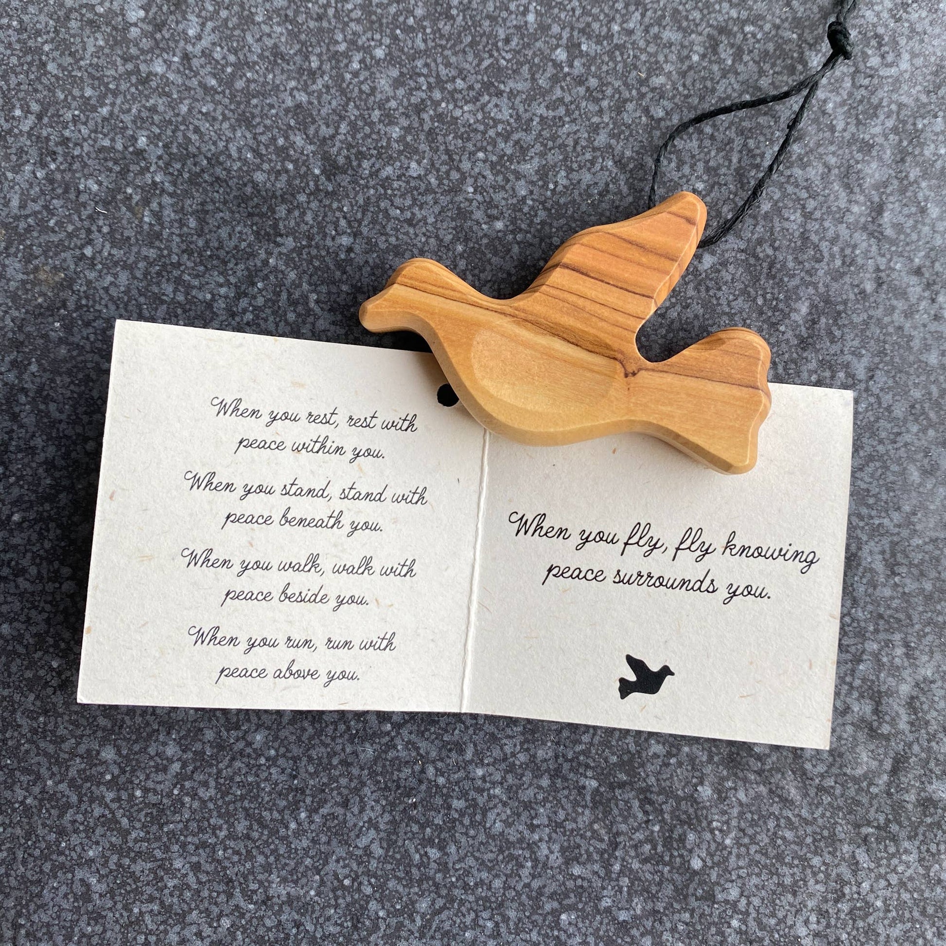 Olive Wood Pocket Peace Dove - Recetas Fair Trade